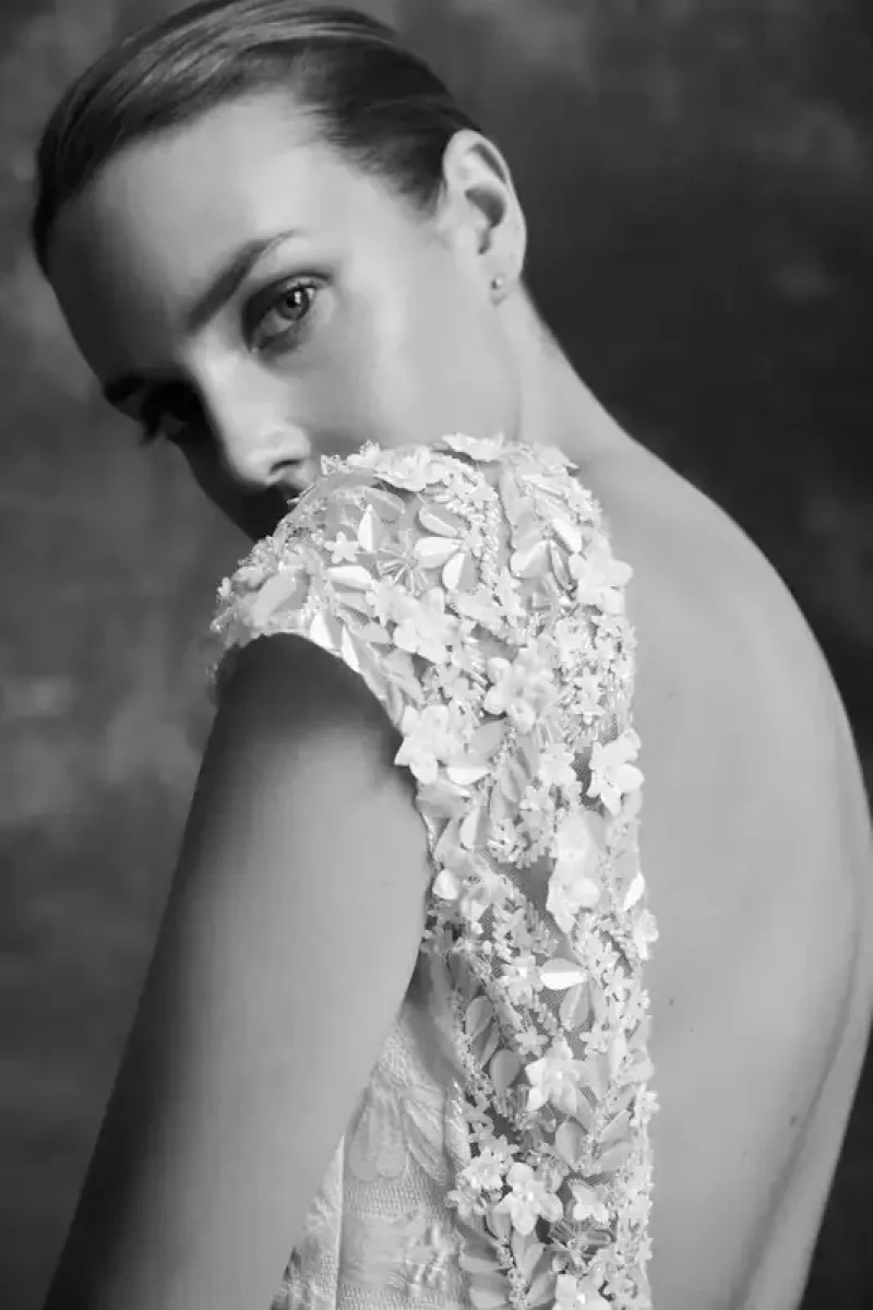 10 CHLOE 2181 b&w